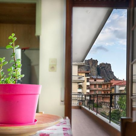 Meteora Family House Daire Kalampáka Dış mekan fotoğraf